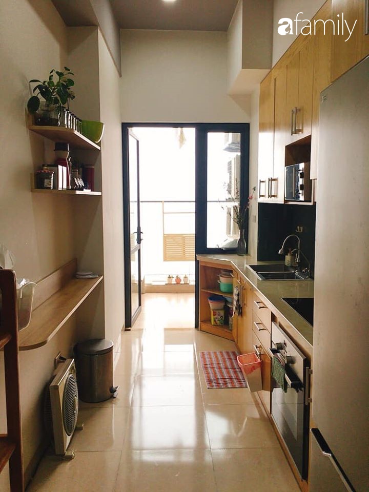 Phòng bếp chỉ rộng 6m² nhưng nhờ kinh nghiệm sắp xếp tối giản mẹ đảm ở Hà Nội vẫn khiến không gian ngăn nắp, gọn gàng - Ảnh 3.