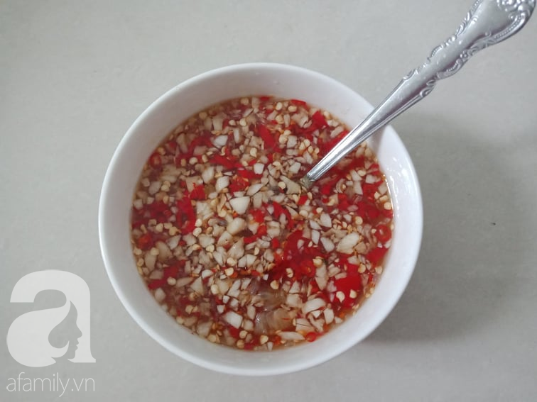 Dùng chảo không dính tráng bánh cuốn: Tưởng không dễ mà dễ không tưởng, ăn ngon cực! - Ảnh 7. Dùng chảo không dính tráng bánh cuốn: Tưởng không dễ mà dễ không tưởng, ăn ngon cực! - Ảnh 7.