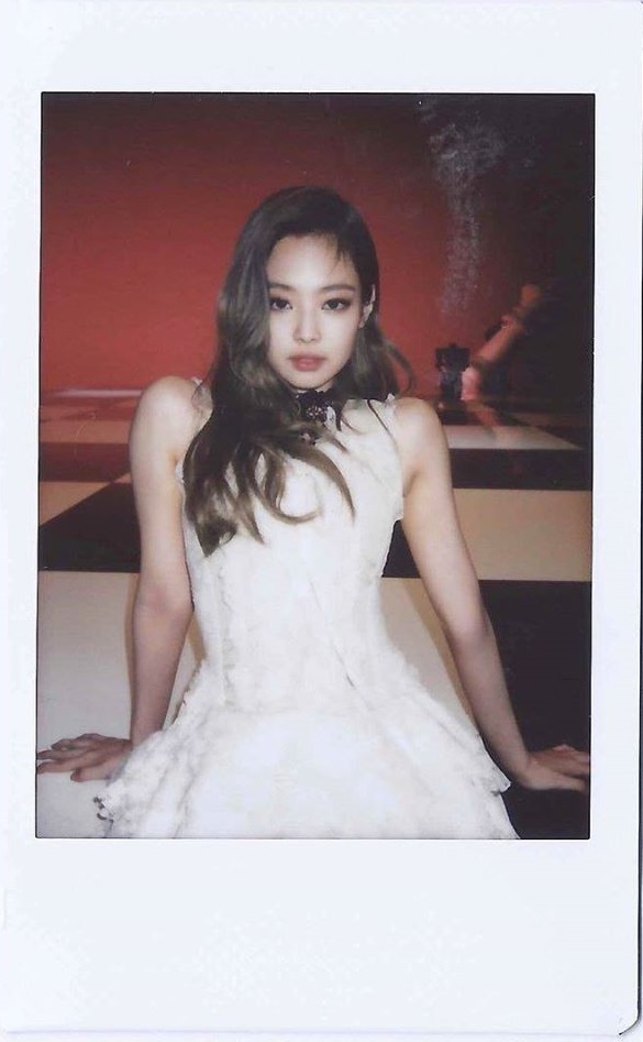 Bạn đã bao giờ tự hỏi Jennie (BLACKPINK) dùng app nào để chỉnh ảnh lung linh và sống ảo như thế chưa? Hãy cùng khám phá 3 ứng dụng \