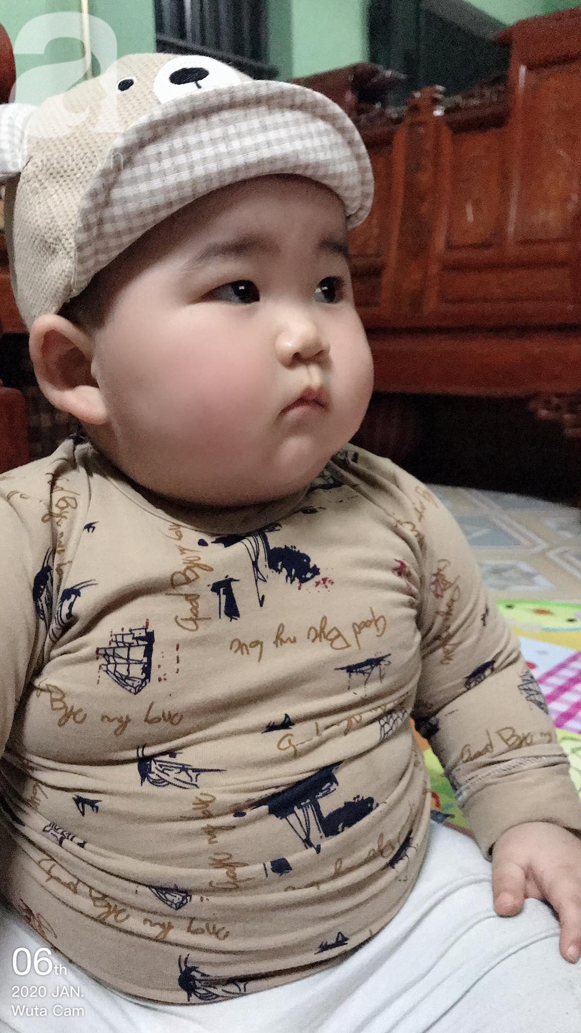 Cute fat babies are something everyone loves, and you are no exception. Take a look at the beautiful pictures of those babies, you will definitely be attracted by their sweetness.