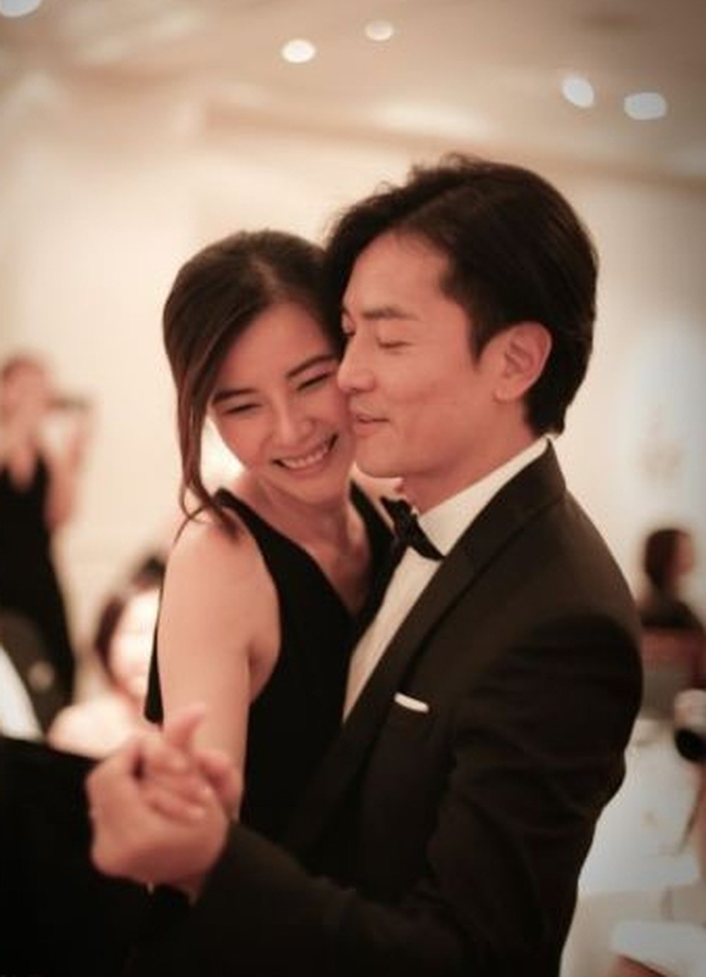 Cảnh s&aacute;t đẹp nhất "Bằng chứng th&eacute;p" của TVB: Qua mặt Xa Thi Mạn, vượt scandal nghiện cờ bạc để l&agrave;m vợ Trịnh Y Kiện  - Ảnh 7.