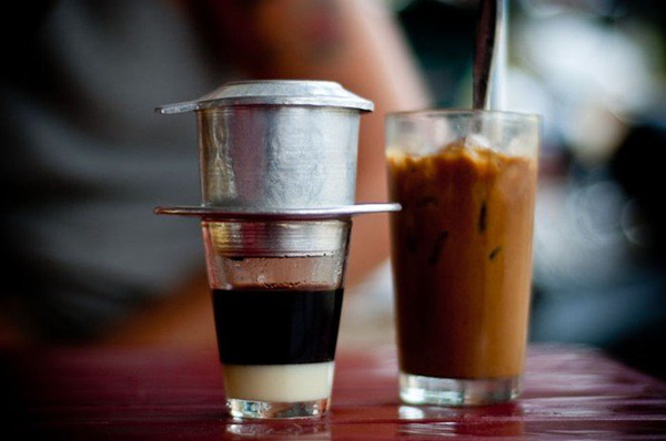 Cà phê hòa tan Việt đang làm giới trẻ Hàn phát cuồng, và đây là cách pha loại đồ uống &quot;làm mưa làm gió&quot; tại xứ sở kim chi - Ảnh 1.