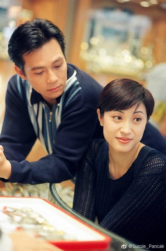 &quot;Lệnh truy nã&quot; của TVB: Phim khiến Cổ Thiên Lạc từ da trắng thành da nâu, nhan sắc Hoa hậu Hồng Kông gây chấn động  - Ảnh 8.