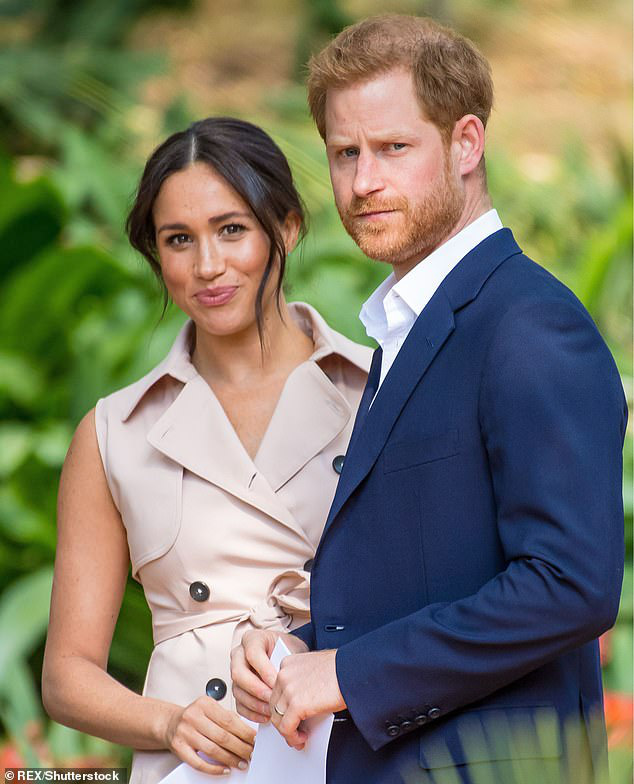 Để phòng dịch Covid-19, Meghan Markle ra một loạt quy tắc với người ngoài, tự cô lập trong căn biệt thự triệu đô nhưng tinh thần của Harry mới đáng lo lắng - Ảnh 2.