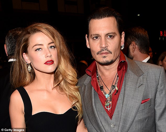 Amber Heard lần đầu thừa nhận việc bạo hành Johnny Depp khi đập cả cánh cửa vào đầu khiến nam tài tử gục ngã - Ảnh 4.