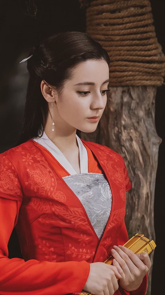 "Tam sinh tam thế Chẩm thượng thư": Cao Vỹ Quang đẹp xuất thần ở tuổi 37, Địch Lệ Nhiệt Ba đã bớt nhợt nhạt - Ảnh 6. "Tam sinh tam thế Chẩm thượng thư": Cao Vỹ Quang đẹp xuất thần ở tuổi 37, Địch Lệ Nhiệt Ba đã bớt nhợt nhạt - Ảnh 6.