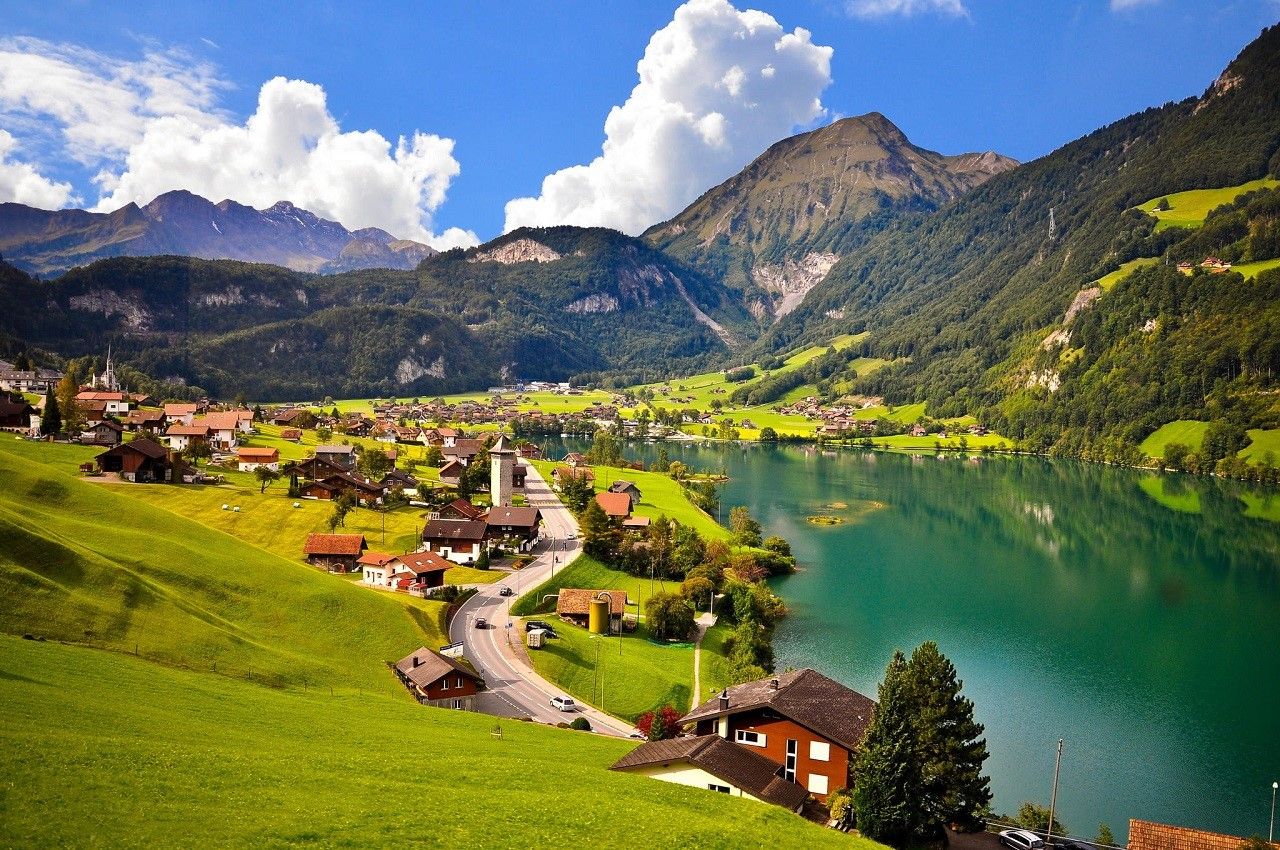Mất bao nhiêu tiền để đi du lịch Thụy Sĩ chụp ảnh đẹp như 