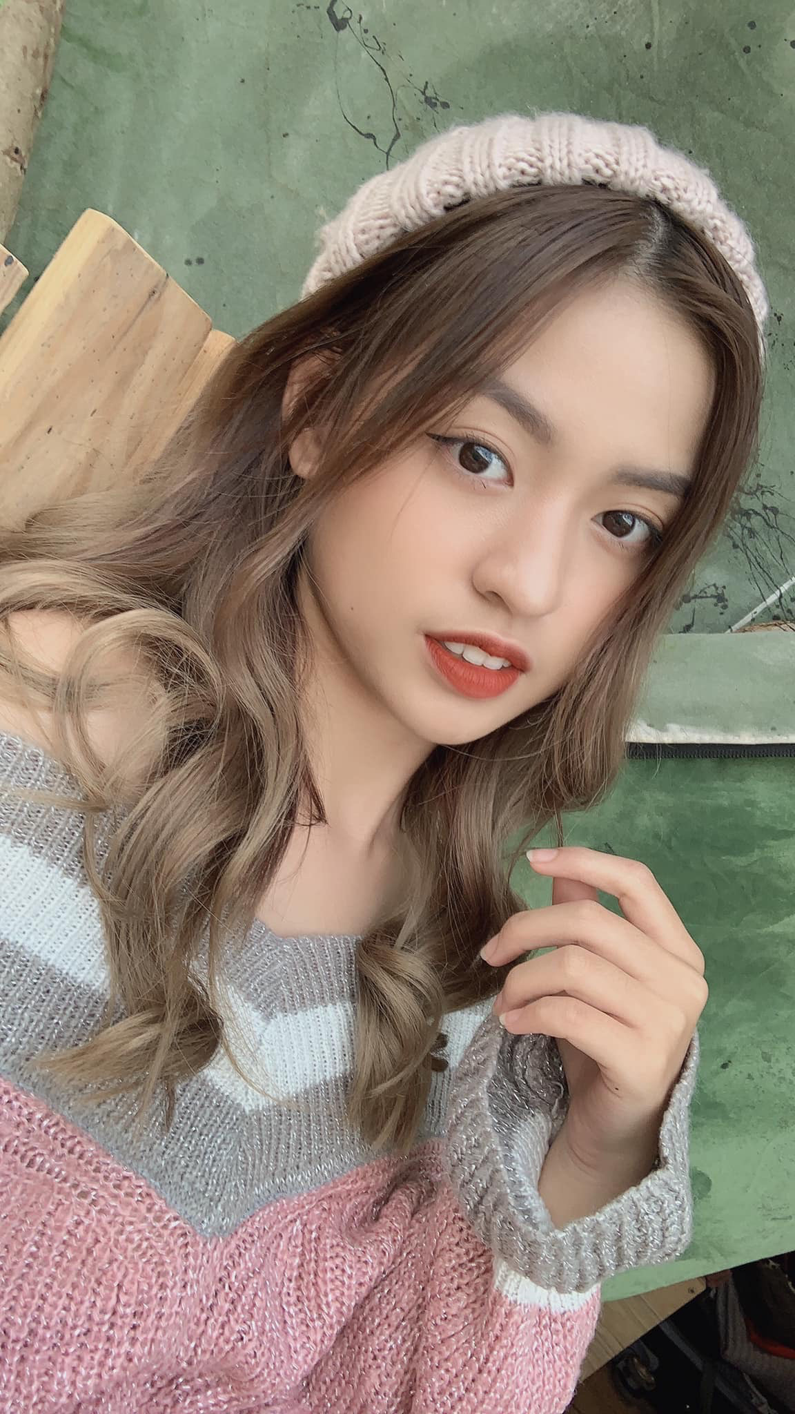 Trần Thanh Tâm, cô nàng có biệt tài thả thính, lên mạng chỉ cần “dẹo” mấy cái