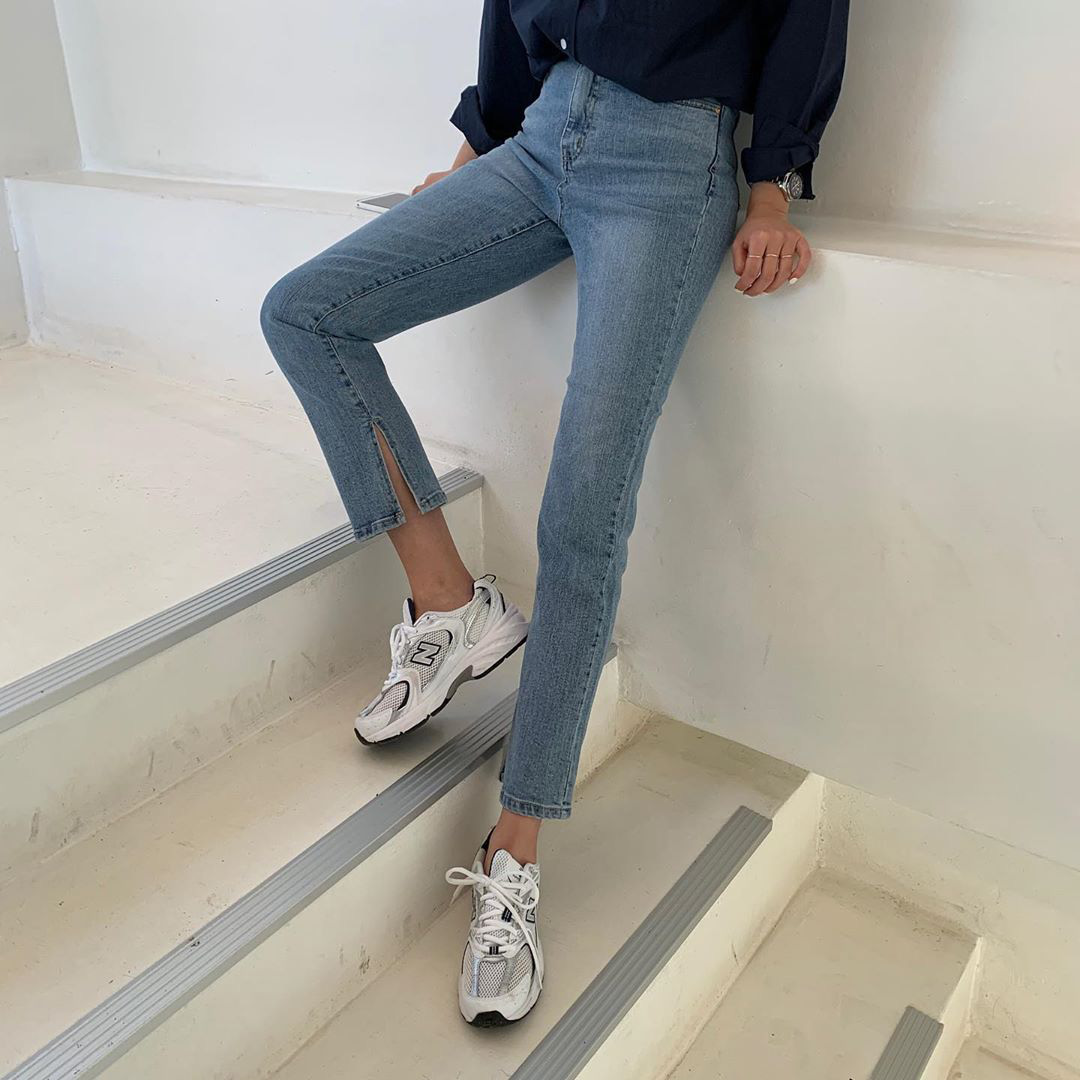 Thích quần skinny nhưng sợ bó chịt lộ chân xấu, các nàng hãy hóng ngay jeans thuốc lá hack chân đẹp siêu hạng - Ảnh 10.