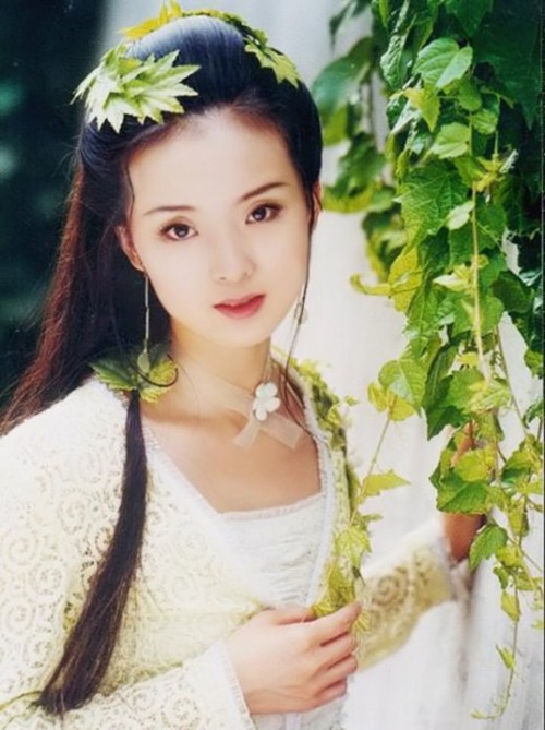 Váy xanh lá rực rỡ: Đường Yên - Dương Mịch - Angelababy là nữ thần, Lưu Thi Thi sinh ra để làm người đẹp cổ trang - Ảnh 6.