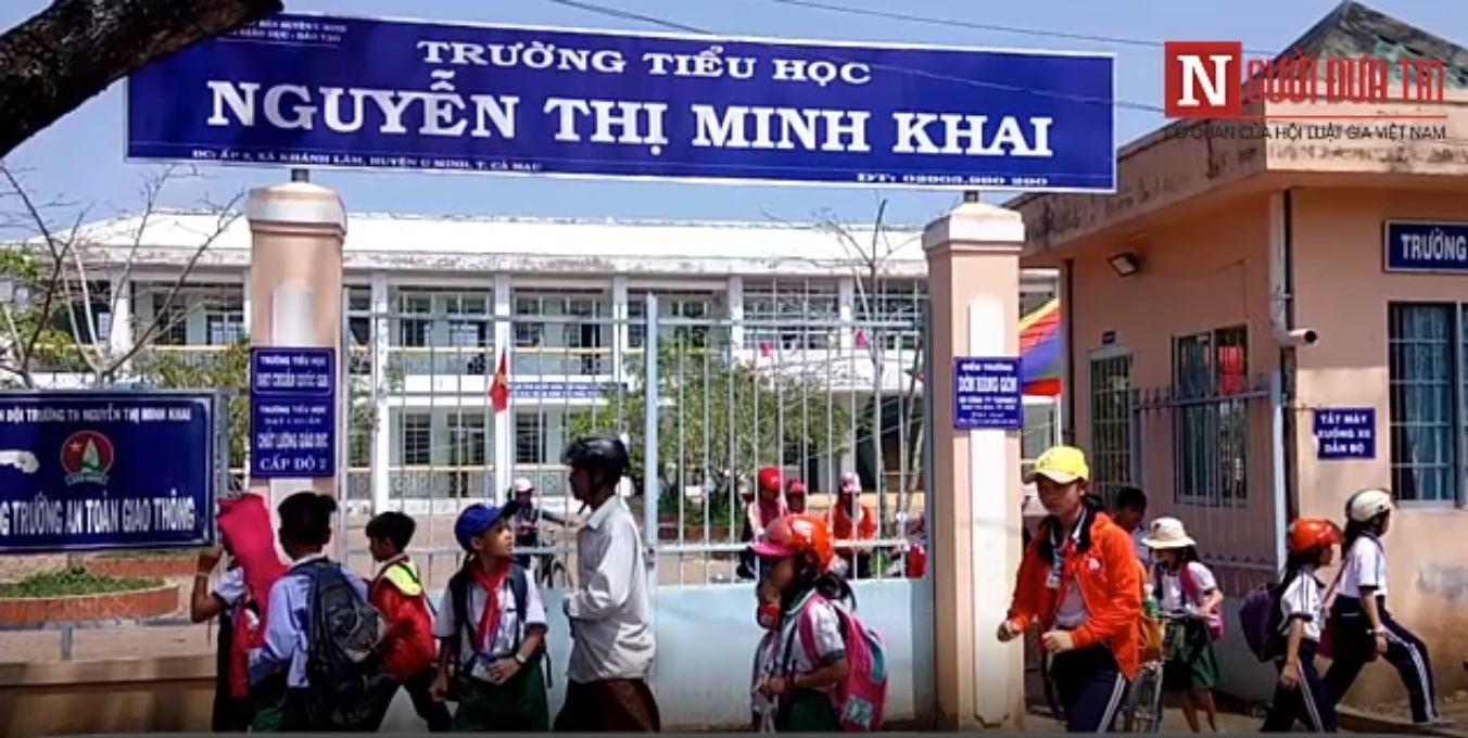 Khiển trách Phó Hiệu trưởng “dan díu” với một nữ phụ huynh học sinh - Ảnh 1.