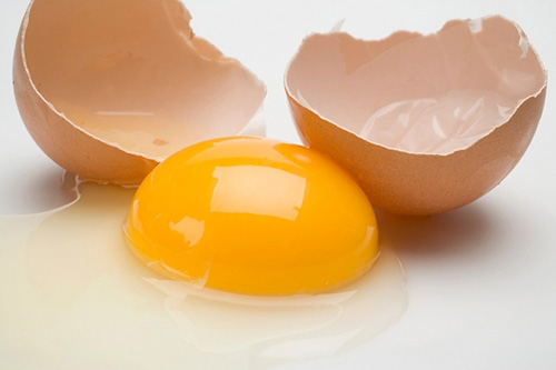 Người bán trứng lâu năm tiết lộ 7 mẹo giúp bà nội trợ Việt chọn chuẩn trứng gà ta, không bao giờ nhầm lẫn với trứng gà công nghiệp - Ảnh 4.
