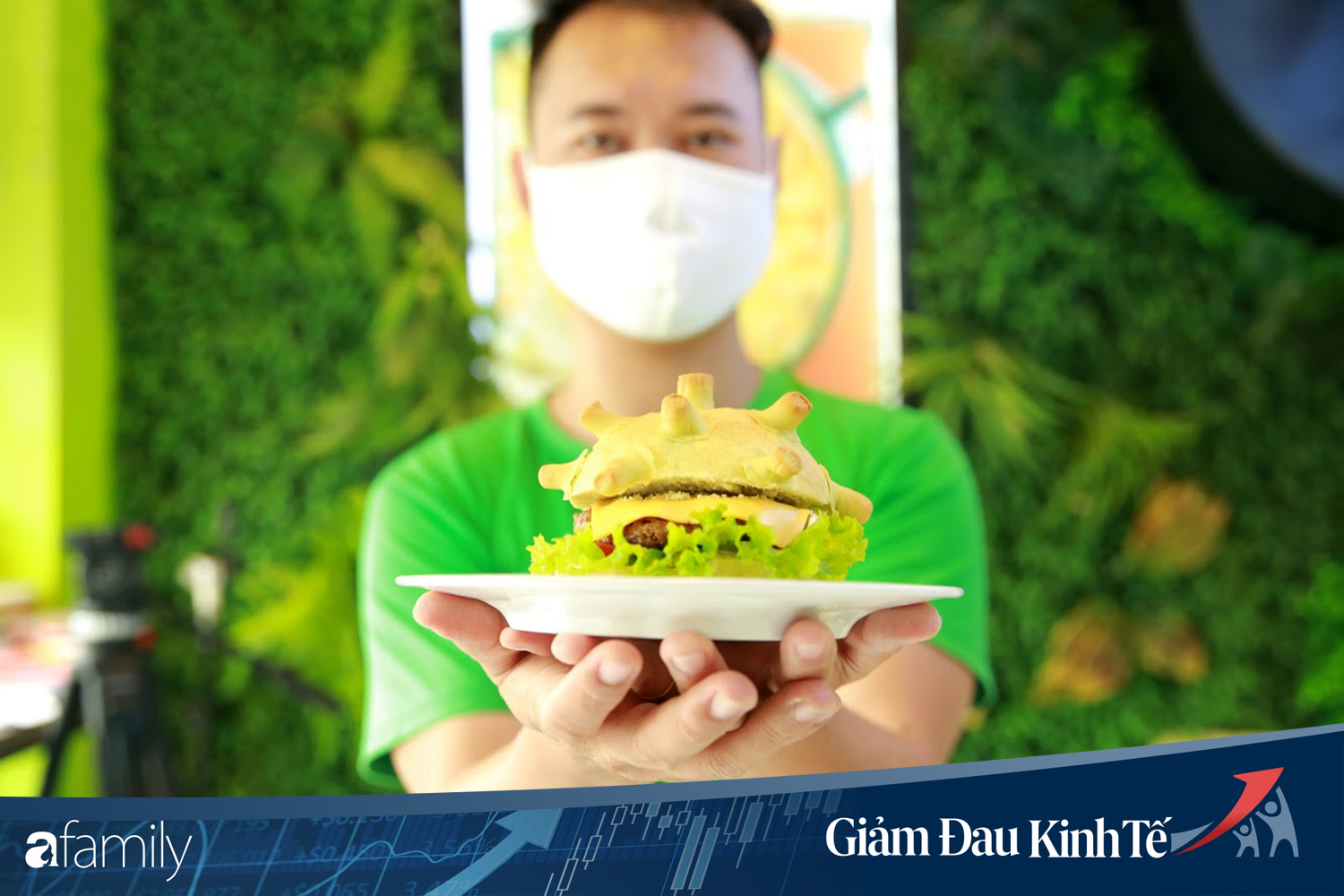 Chuyện lạ có thật ở Hà Nội: Cửa hàng làm bánh burger... corona nhằm truyền cảm hứng chống dịch - Ảnh 10.