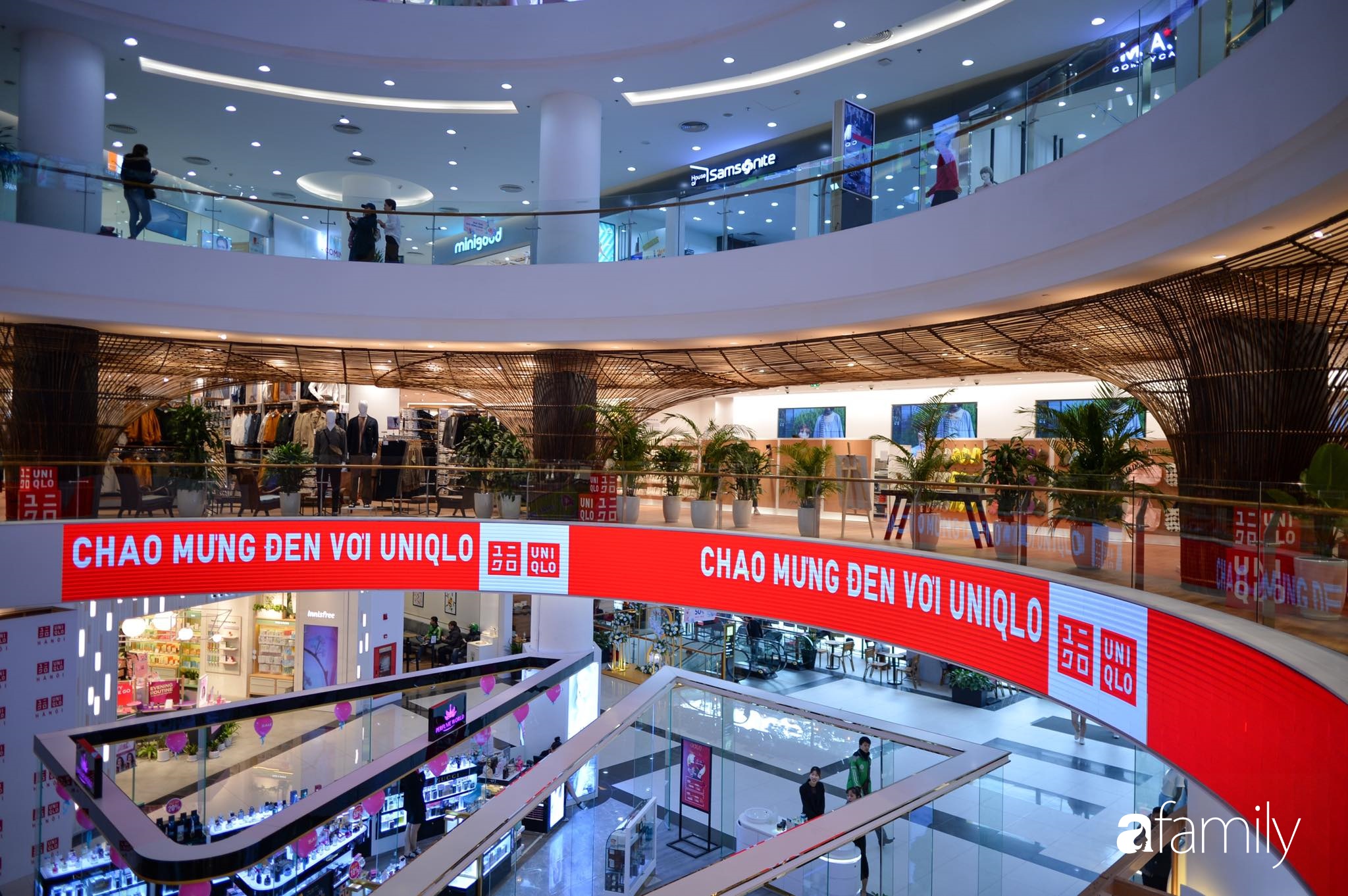 Của hàng thứ 6 của Uniqlo chính thức khai trương thêm cơ hội trải nghiệm  mua sắm đẳng cấp  Báo Dân trí