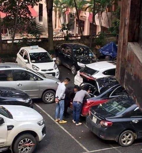 Lào Cai: Công an lập hồ sơ đưa Huấn "hoa hồng" giang hồ nổi cộm trên mạng đi cai nghiện - Ảnh 2. Lào Cai: Công an lập hồ sơ đưa Huấn "hoa hồng" giang hồ nổi cộm trên mạng đi cai nghiện - Ảnh 2.