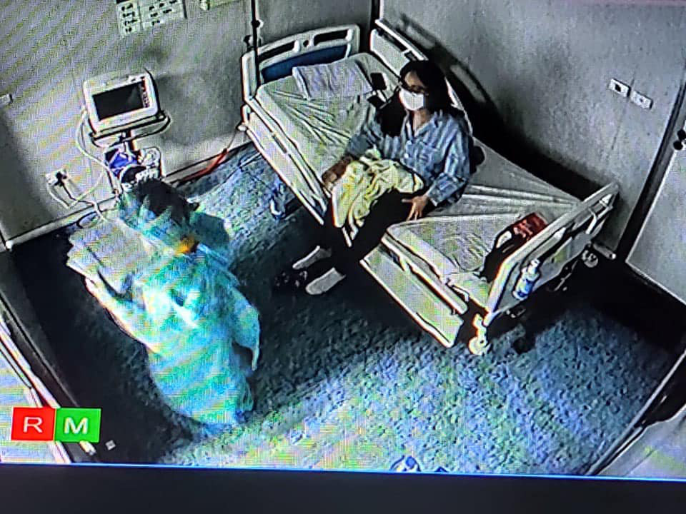 Bộ Y tế lên tiếng về bức ảnh nữ bệnh nhân nguy kịch được cho là cô gái nhiễm Covid-19 ở Hà Nội - Ảnh 3.