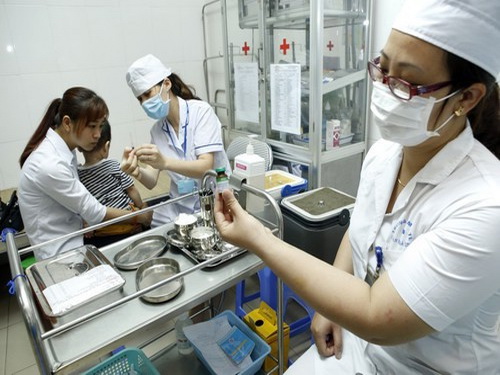 Tổ chức Y tế Thế giới hướng dẫn công tác tiêm chủng mở rộng trong đại dịch - Ảnh 1. Tổ chức Y tế Thế giới hướng dẫn công tác tiêm chủng mở rộng trong đại dịch - Ảnh 1.