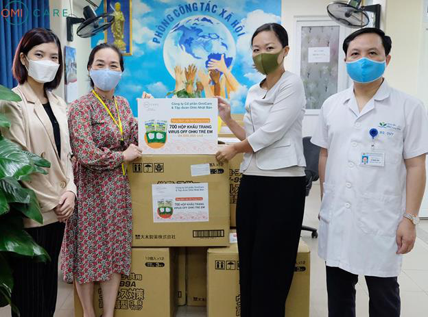 700 hộp khẩu trang Ohki Nhật Bản đến tay bệnh nhân Viện nhi trung ương - Ảnh 1.