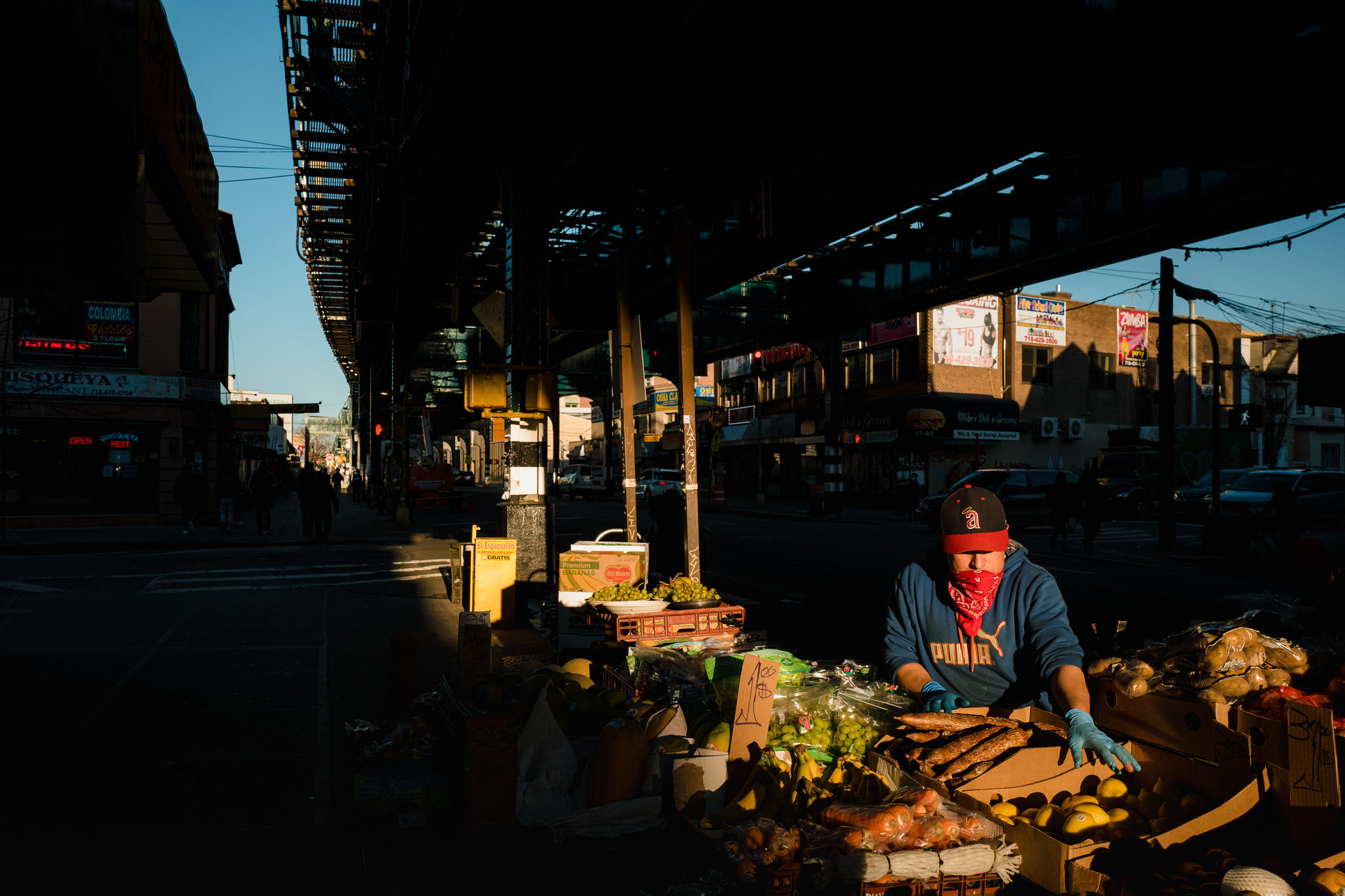 Chùm ảnh cảnh tượng New York vắng lặng như tờ vì Covid-19: Từ thành phố “không ngủ” nhộn nhịp nhất thế giới giờ hóa “không người”   - Ảnh 18.