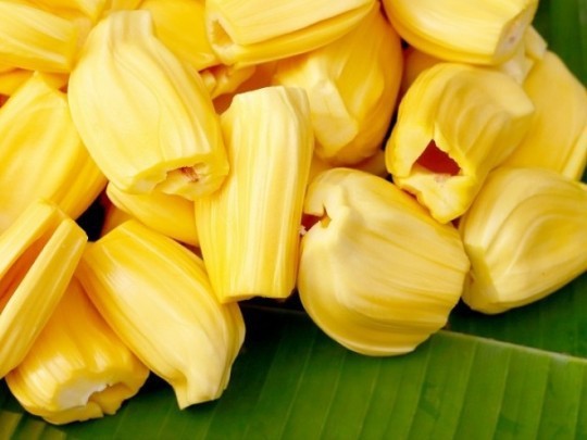 Những loại rau quả dễ bị "phun đẫm" hóa chất, cẩn trọng khi mua - Ảnh 5. Những loại rau quả dễ bị "phun đẫm" hóa chất, cẩn trọng khi mua - Ảnh 5.