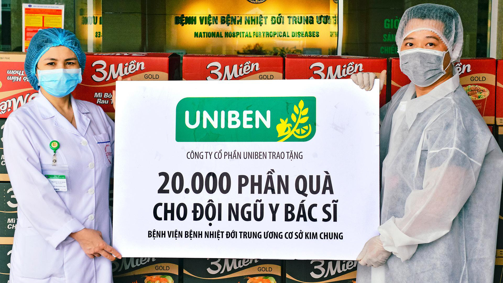 Uniben trao tặng 150.000 phần quà cho đội ngũ Y Bác sĩ bệnh viện tuyến đầu - Ảnh 6.