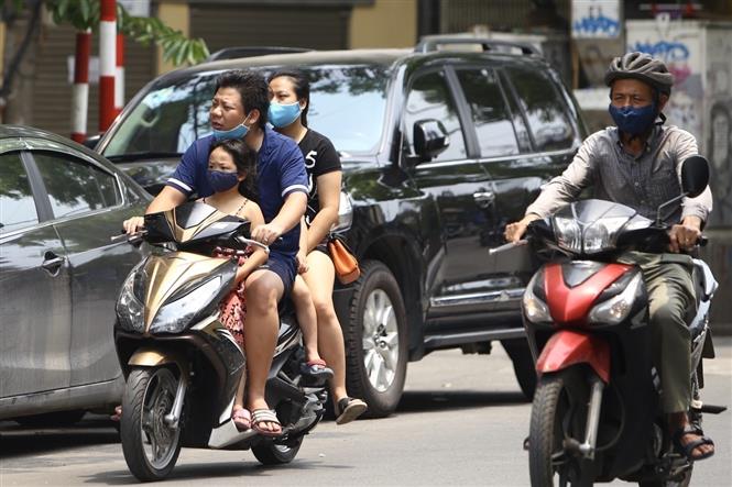 'Nới lỏng' giãn cách xã hội: Tuân thủ '5 không', cẩn trọng các khu tập trung đông dân, ký túc xá - Ảnh 1.