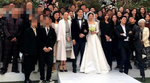 Những chàng trai vàng trong làng đi đám cưới: Lee Min Ho, Hyun Bin làm lu mờ cả chú rể, gây chú ý nhất là cặp đôi này trong hôn lễ của Song - Song - Ảnh 14.