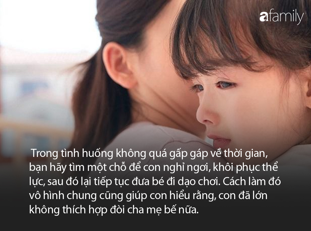 Bố mẹ dành thời gian dẫn con đi chơi trung tâm thương mại nhưng nhìn cảnh tượng ai nấy phải há hốc kinh ngạc - Ảnh 4.