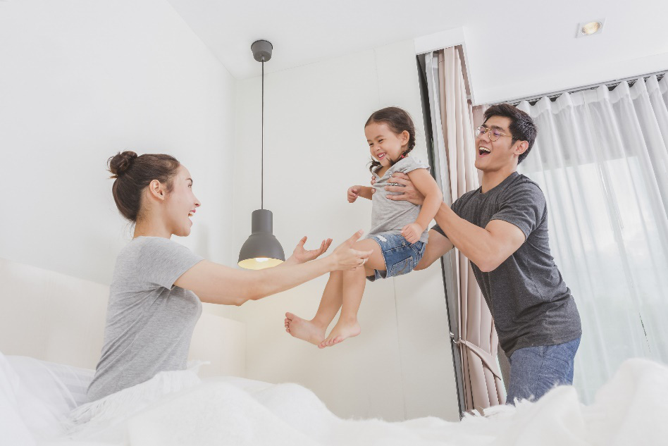 Lễ n&agrave;y sao kh&ocirc;ng ở nh&agrave; để&hellip; đi xa hơn? - Ảnh 1.