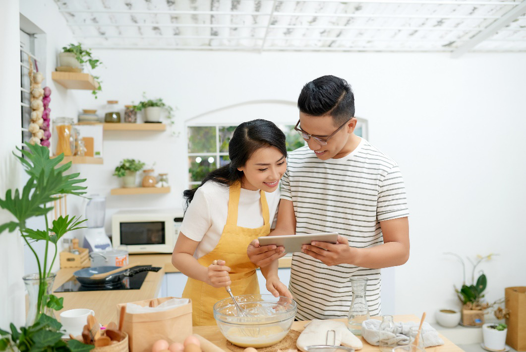 Lễ n&agrave;y sao kh&ocirc;ng ở nh&agrave; để&hellip; đi xa hơn? - Ảnh 2.