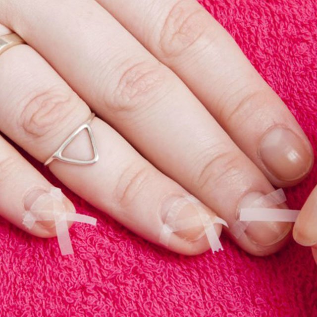 Làm nail ở nhà: Mai Ngọc bị “ám ảnh”, H’Hen Niê và Chúng Huyền Thanh để nail nham nhở  thấy thương - Ảnh 7.