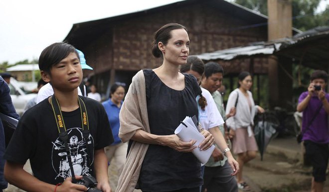 Cậu bé người Việt được Angelina Jolie nhận nuôi ngày ấy - bây giờ: Lột xác từ tính cách đến ngoại hình, luôn được mẹ dạy 1 điều đặc biệt - Ảnh 5.