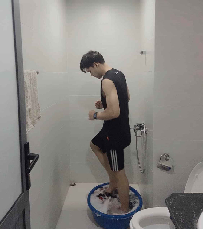 C&ocirc; g&aacute;i khoe được người y&ecirc;u nấu ăn, l&agrave;m việc nh&agrave; hộ, nhưng chia sẻ của ch&agrave;ng trai mới l&agrave; điều khiến tất cả trầm trồ  - Ảnh 3.
