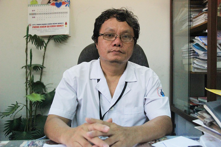 Bệnh nhân số 237 đi nhiều nơi, đến nhiều bệnh viện: Chuyên gia khuyến cáo người dân cần phải làm ngay những việc này để tự bảo vệ mình - Ảnh 2. Bệnh nhân số 237 đi nhiều nơi, đến nhiều bệnh viện: Chuyên gia khuyến cáo người dân cần phải làm ngay những việc này để tự bảo vệ mình - Ảnh 2.