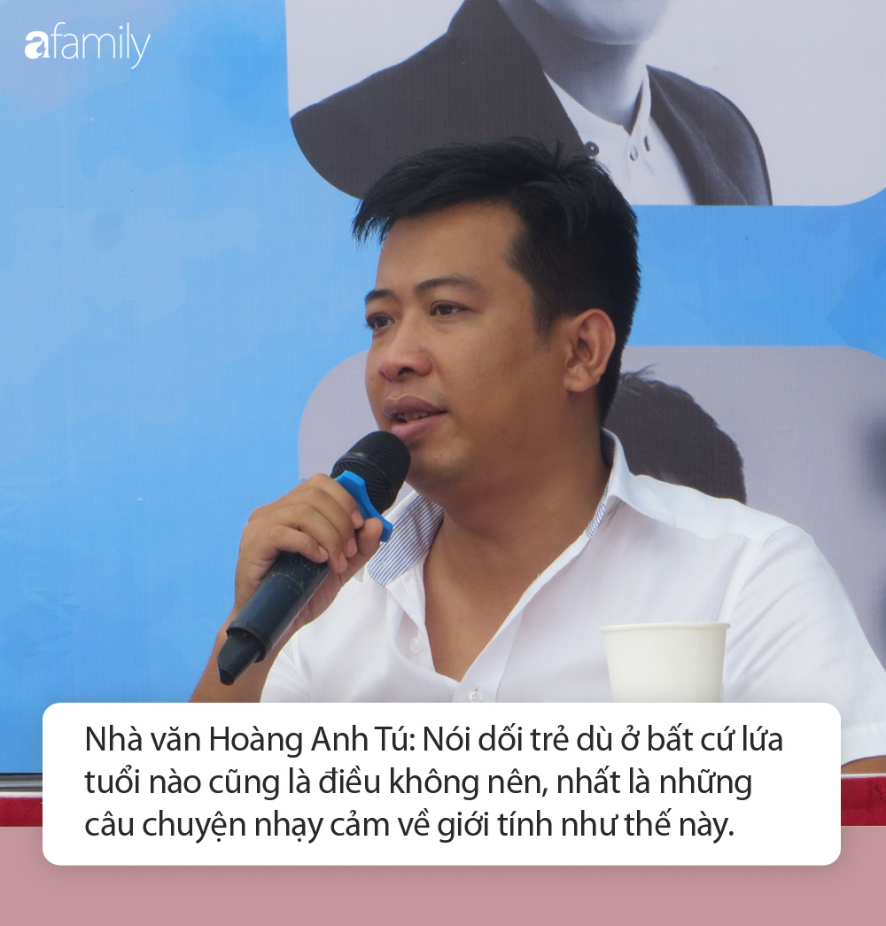 Nói gì khi bị con hỏi &quot;Tại sao bố nằm lên người mẹ?&quot;, nhà văn Hoàng Anh Tú mách nước cực đơn giản - Ảnh 4.