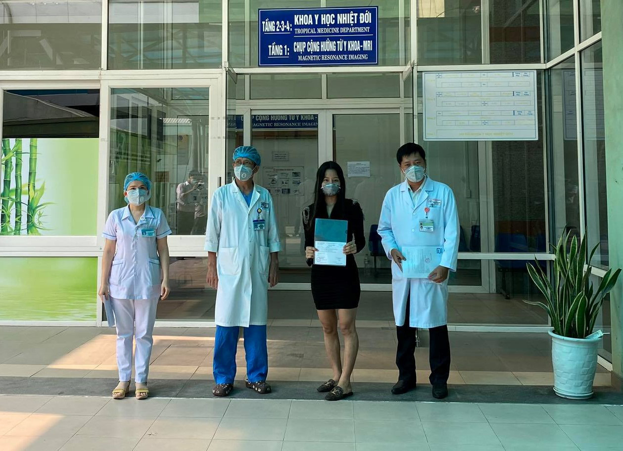 Tin vui: Thêm 1 bệnh nhân Covid-19 xuất viện, Đà Nẵng chỉ còn 1 ca nhiễm virus Corona - Ảnh 1.