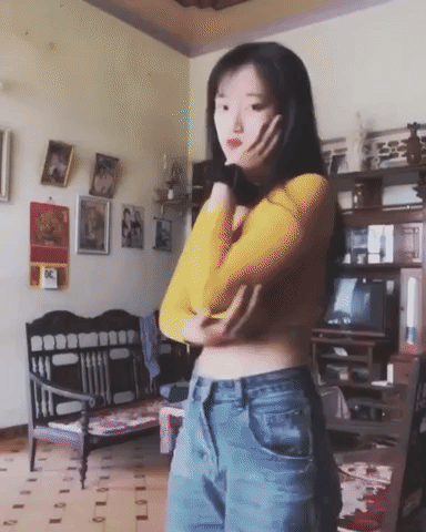 Chị em thi nhau đu style thập niên 80: Từ thắm thơm đến dân chơi đủ cả, Diệu Nhi ngày thường bị chê lúa nay lại biến hình đỉnh nhất - Ảnh 9. Chị em thi nhau đu style thập niên 80: Từ thắm thơm đến dân chơi đủ cả, Diệu Nhi ngày thường bị chê lúa nay lại biến hình đỉnh nhất - Ảnh 9.