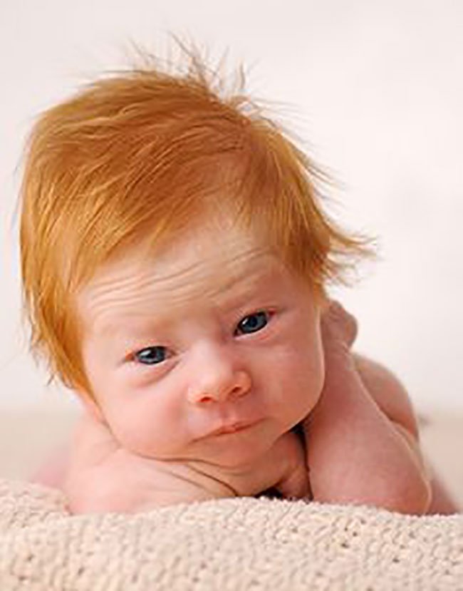 Ngắm những em bé sinh ra đã nổi như cồn vì mái tóc quá ấn tượng - Ảnh 9.