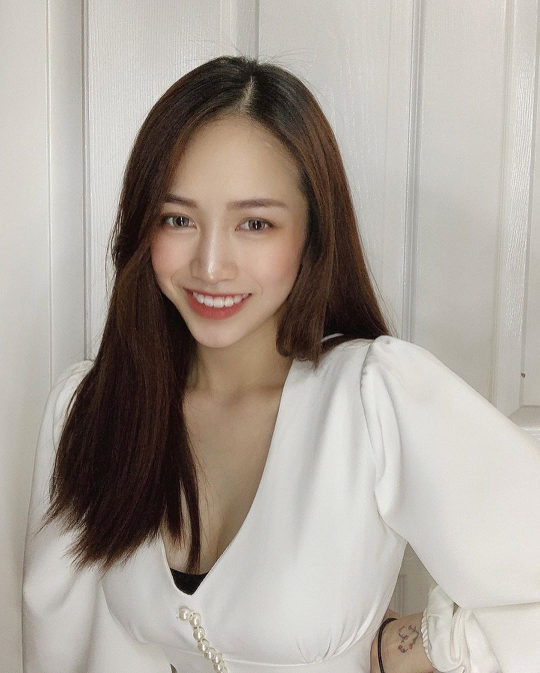 Con gái Minh Nhựa lên đồ gợi cảm khoe body xuất sắc sau sinh, ông xã liền để lại bình luận đáng chú ý - Ảnh 4. Con gái Minh Nhựa lên đồ gợi cảm khoe body xuất sắc sau sinh, ông xã liền để lại bình luận đáng chú ý - Ảnh 4.