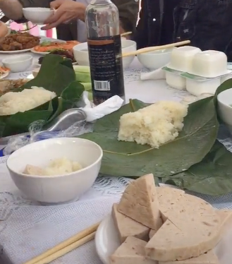 Đăng mâm cỗ cưới Tây Bắc, cô gái khiến dân mạng tranh cãi kịch liệt, người khen đặc sản, kẻ chê đạm bạc - Ảnh 3. Đăng mâm cỗ cưới Tây Bắc, cô gái khiến dân mạng tranh cãi kịch liệt, người khen đặc sản, kẻ chê đạm bạc - Ảnh 3.