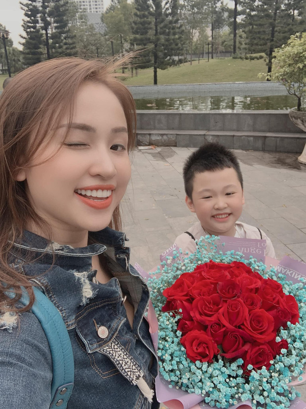 MC Vân Hugo hạnh phúc khoe nhẫn kim cương khủng, ngầm thông báo đã được cầu hôn và sắp lên xe hoa lần 2? - Ảnh 7. MC Vân Hugo hạnh phúc khoe nhẫn kim cương khủng, ngầm thông báo đã được cầu hôn và sắp lên xe hoa lần 2? - Ảnh 7.