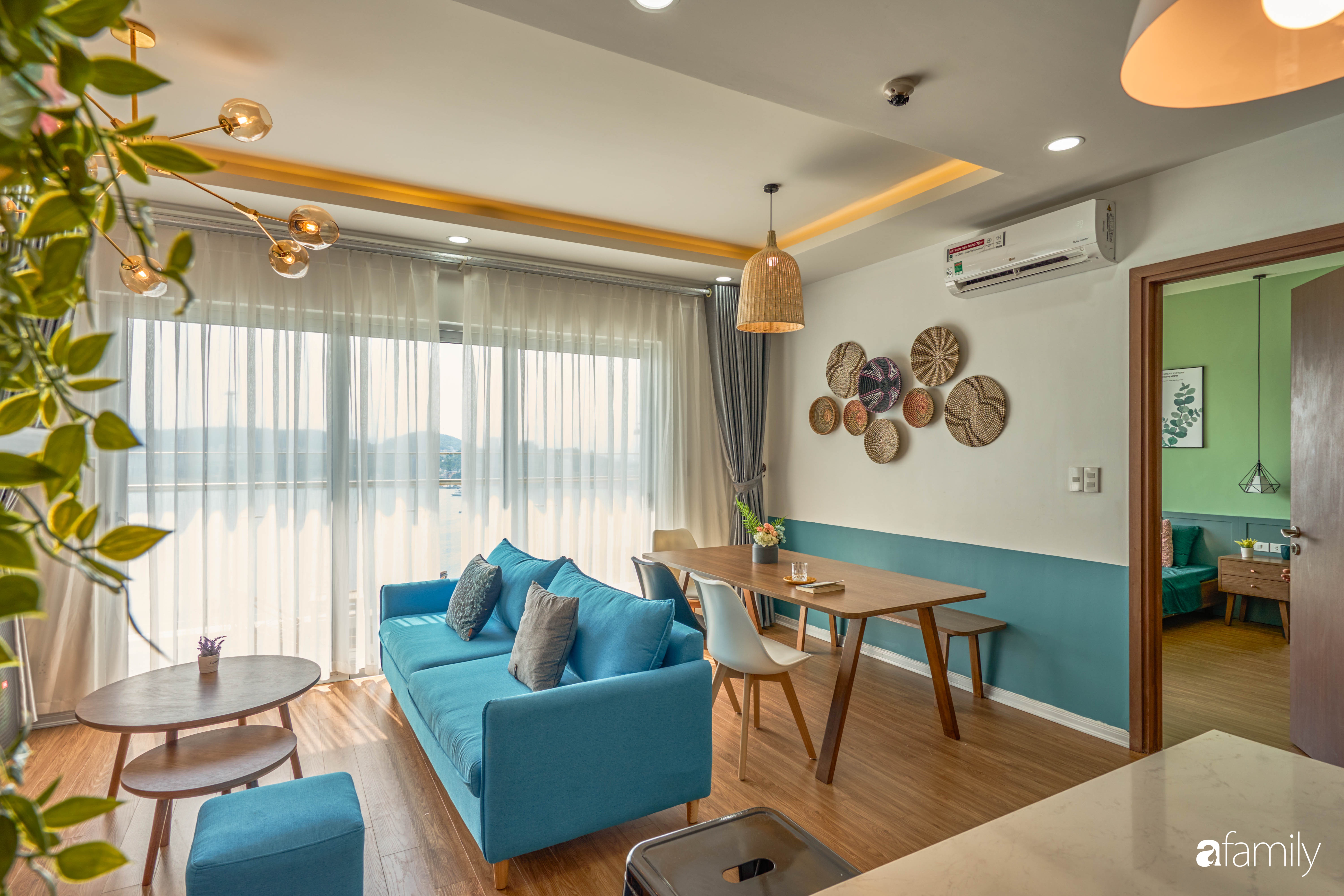 Căn hộ colour block view biển với điểm nhấn đồng điệu và tinh tế có chi phí hoàn thiện 330 triệu đồng ở Hạ Long - Ảnh 6.