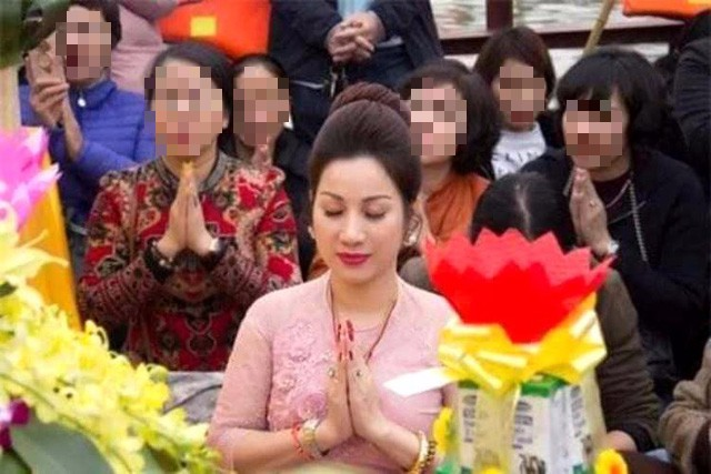 Vợ giang hồ Đường Nhuệ là ai? - Ảnh 3. Vợ giang hồ Đường Nhuệ là ai? - Ảnh 3.