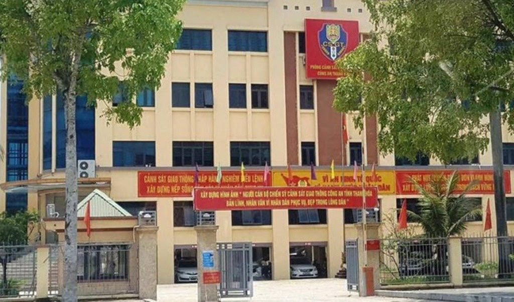 Một CSGT bị tước danh hiệu Công an nhân dân do sử dụng ma túy - Ảnh 1. Một CSGT bị tước danh hiệu Công an nhân dân do sử dụng ma túy - Ảnh 1.
