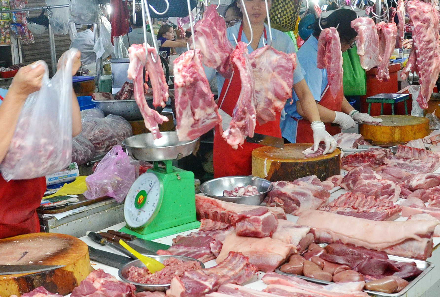 Thịt lợn đang cao ở mức kỷ lục 200.000 đồng/kg - Ảnh 3.