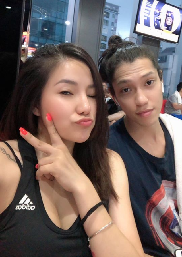 L&yacute; Phương Ch&acirc;u v&agrave; người t&igrave;nh Hiền Sến đi tập thể dục chung.