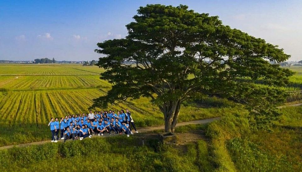 Không có tiền nhưng tập thể lớp này vẫn cho ra đời bộ ảnh kỷ yếu siêu lầy lội, nghiêm cấm mọi người xem ảnh khi đang uống nước  - Ảnh 13.