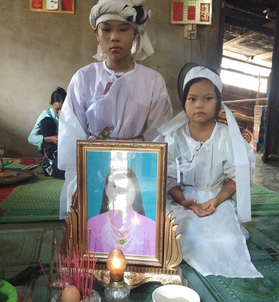 Người d&acirc;n g&oacute;p sữa nu&ocirc;i 2 trẻ vừa sinh đ&atilde; mất mẹ - Ảnh 2.