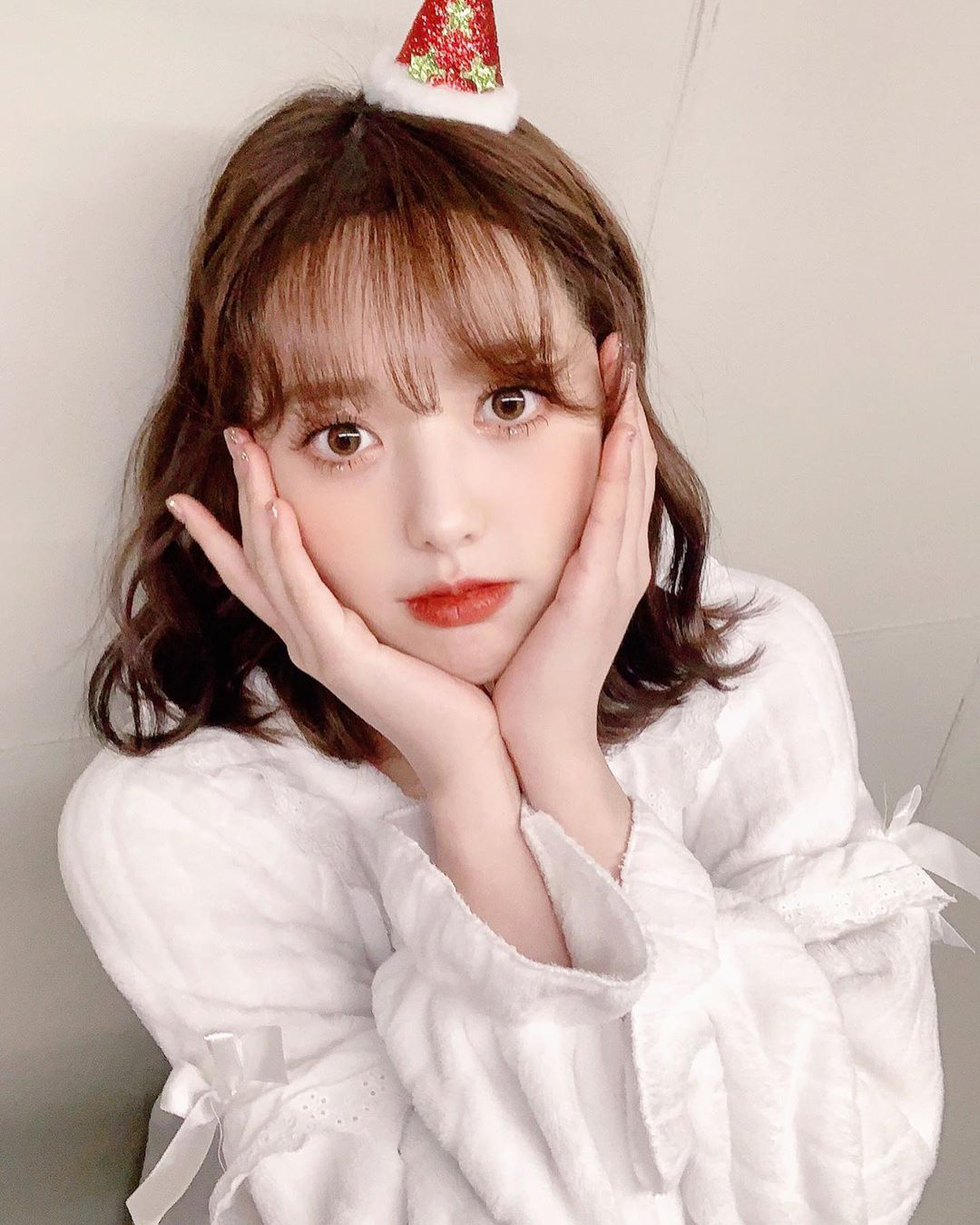 Nữ idol vô danh 2 lần debut nhưng vẫn thất bại, ai dè nổi sau 1 đêm chỉ nhờ màn thoát xác từ 'cute' sang bốc lửa - Ảnh 9.