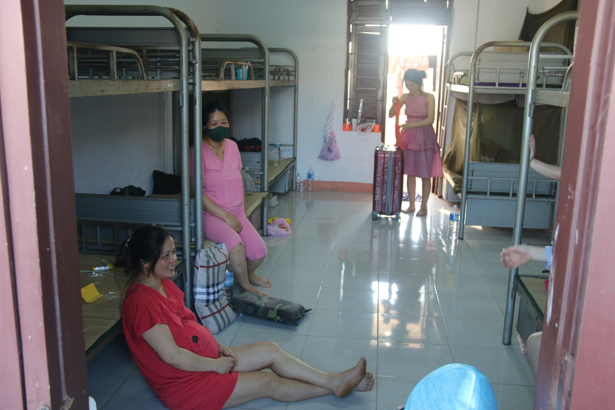 - Ảnh 1. - Ảnh 1.